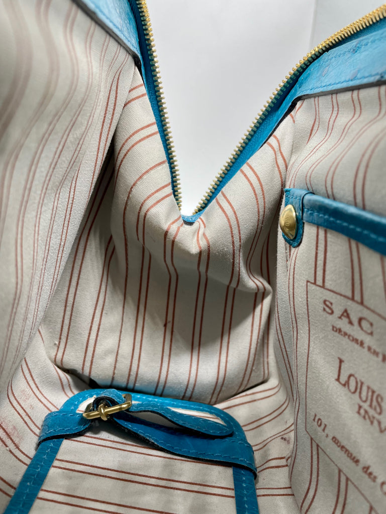 LOUIS VUITTON Limited Edition Sac de Nuit Toile Trianon Canvas