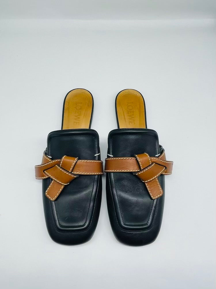 Loewe Black Gate Belted Leather Mule 40