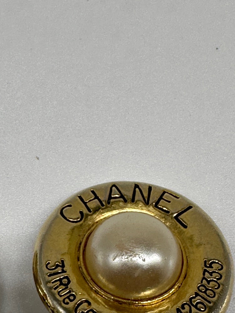CHANEL Vintage Pearl & Text Gold Clip-on Earrings