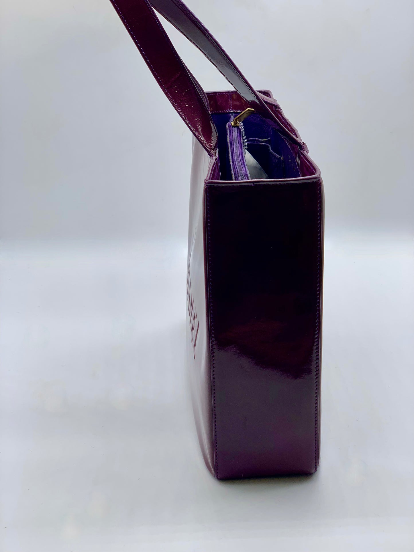 CHANEL Purple Patent Shoulder Vintage Handbag