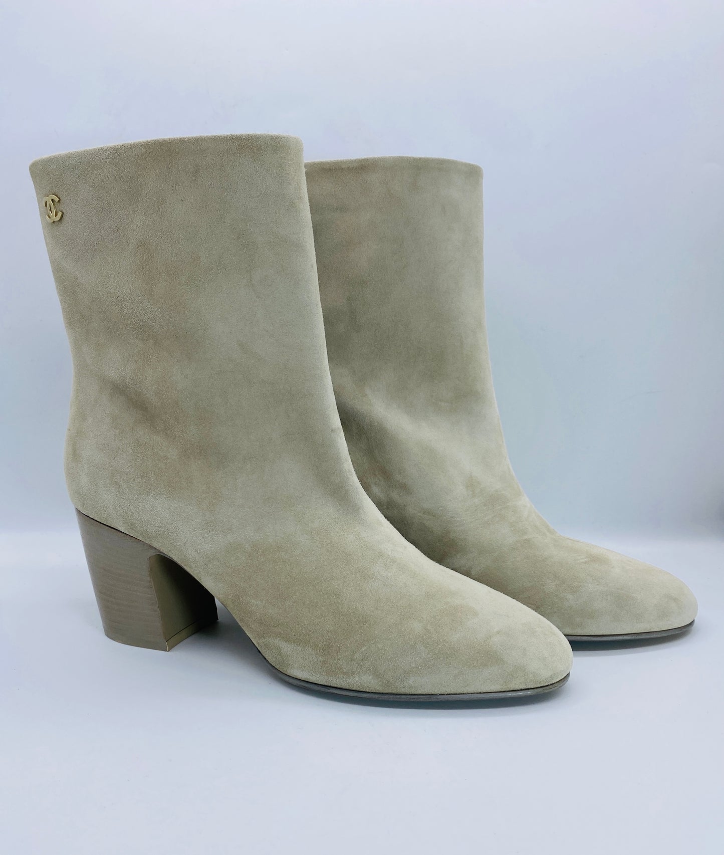 CHANEL Suede Cream Ankle Interlocking CC Booties | Size 41