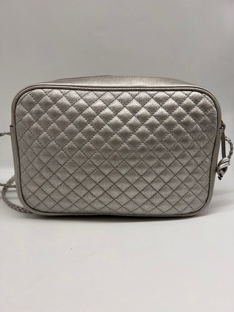 Gucci GG Silver Metallic Leather Quilted Crossbody Camera Big Handbag