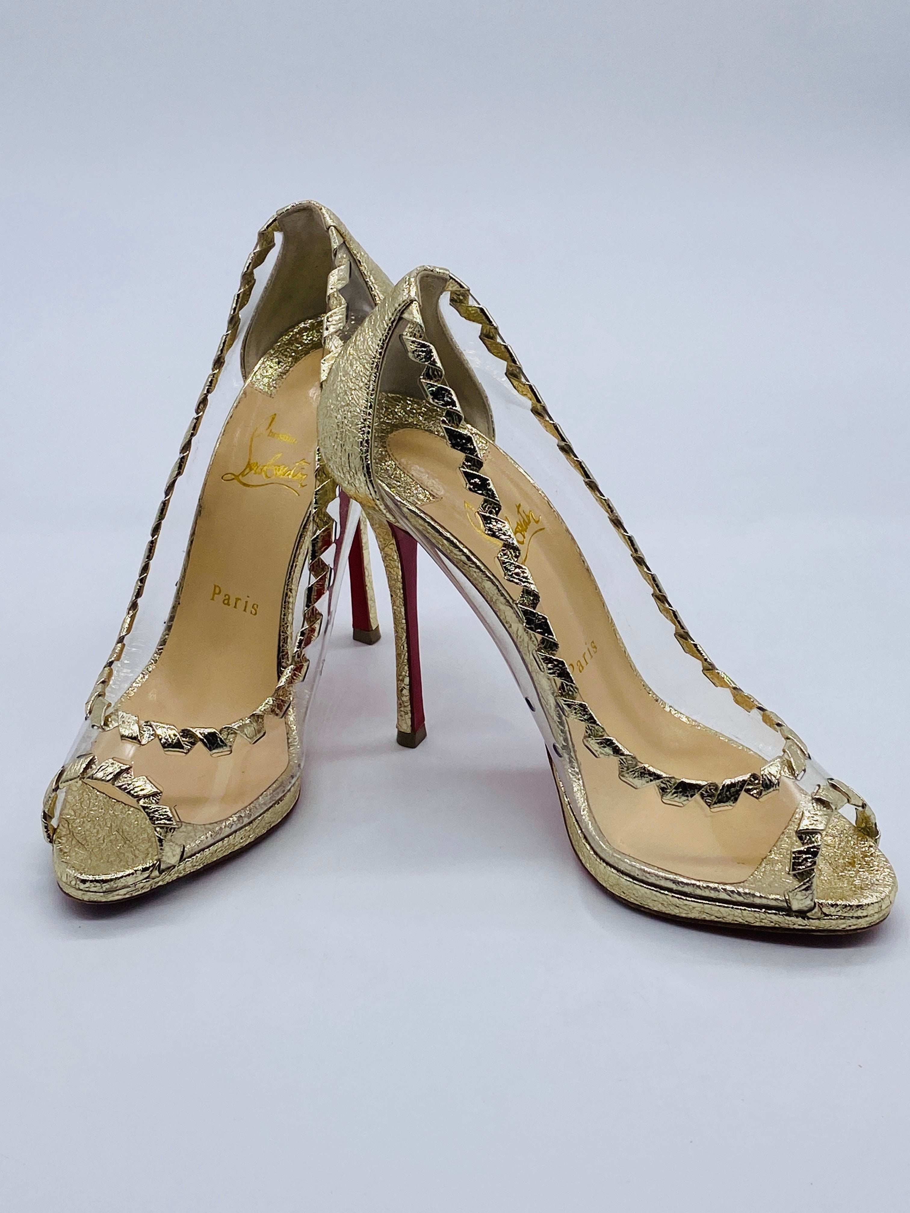 CHRISTIAN LOUBOUTIN See through Gold Hargaret Pvc Pump Size 37 Kouture Consignment New