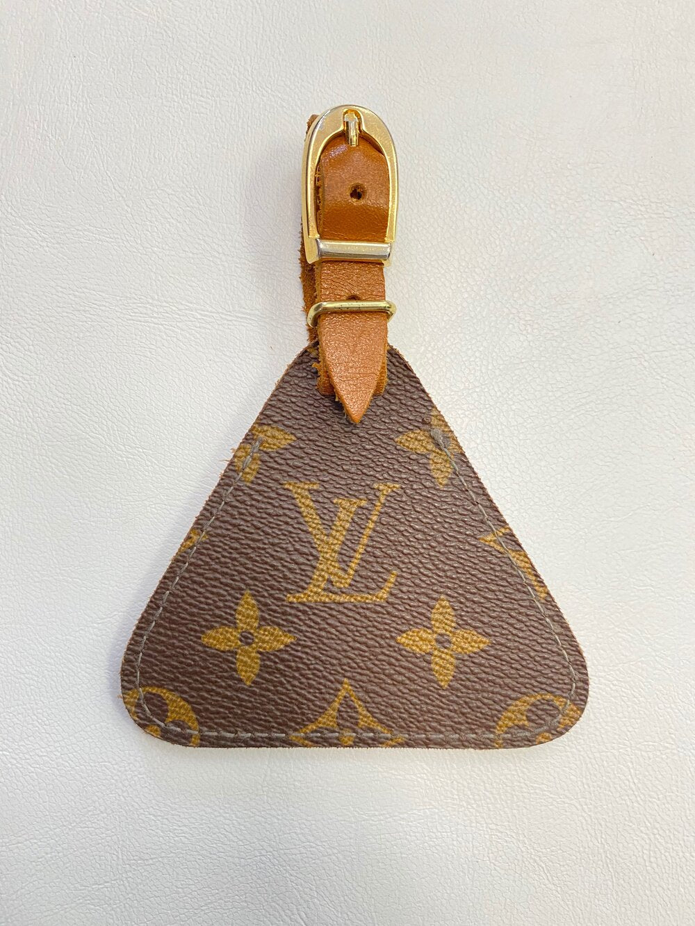 LOUIS VUITTON French Company Luggage Tag