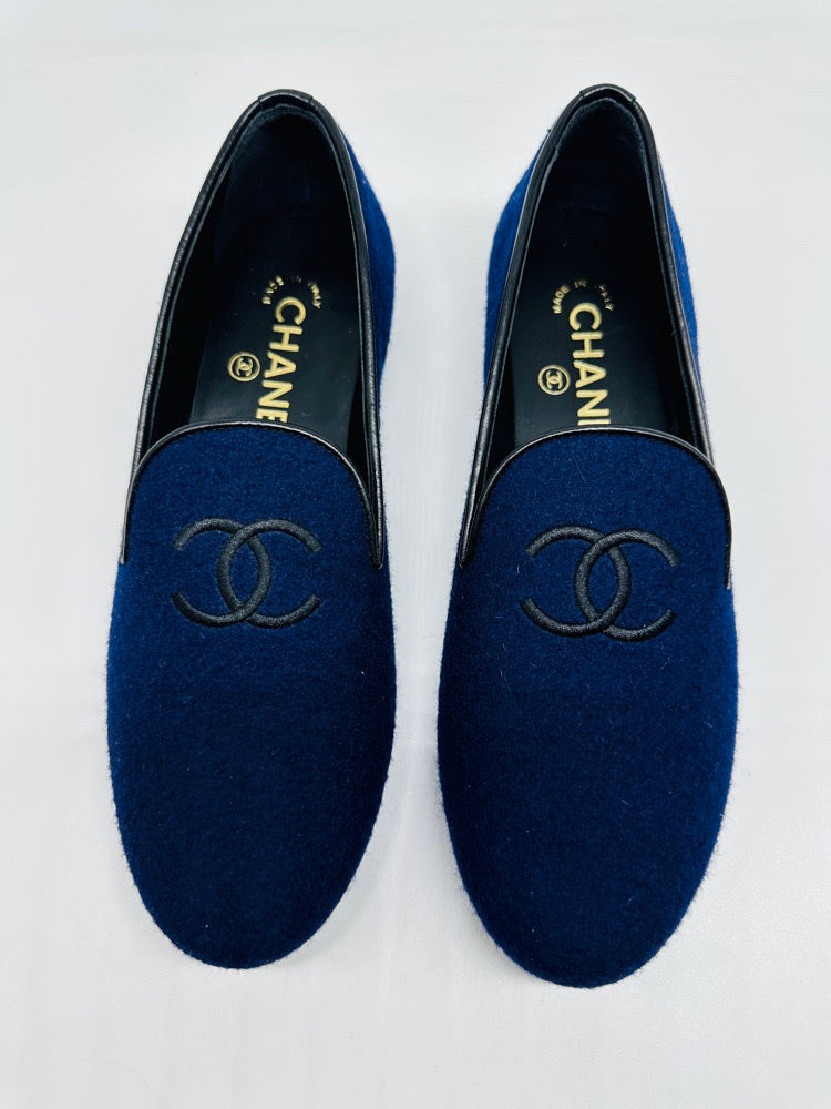 Chanel Navy Wool Wth Black CC Logo Loafer